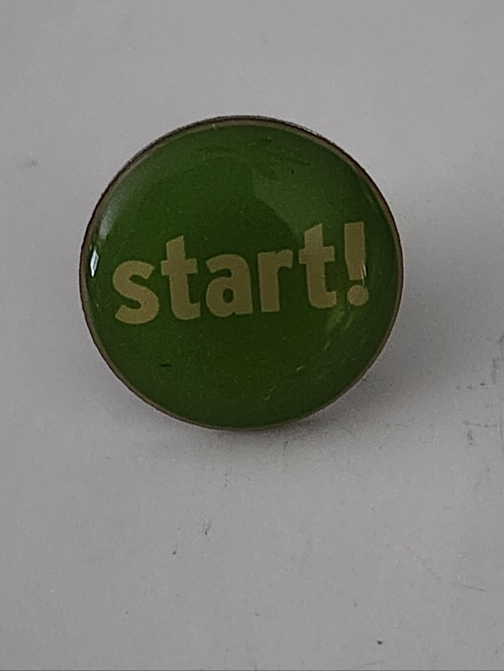 start! Green Enamel Accent Pin- Vintage